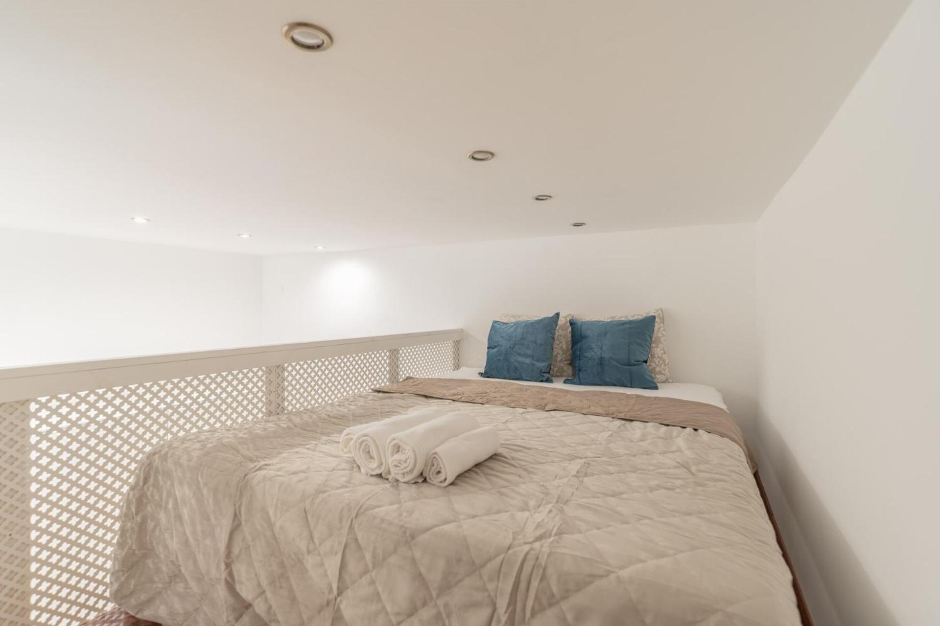 Deluxe And Cozy City Center Suite For 8Ppl Budapest Bagian luar foto