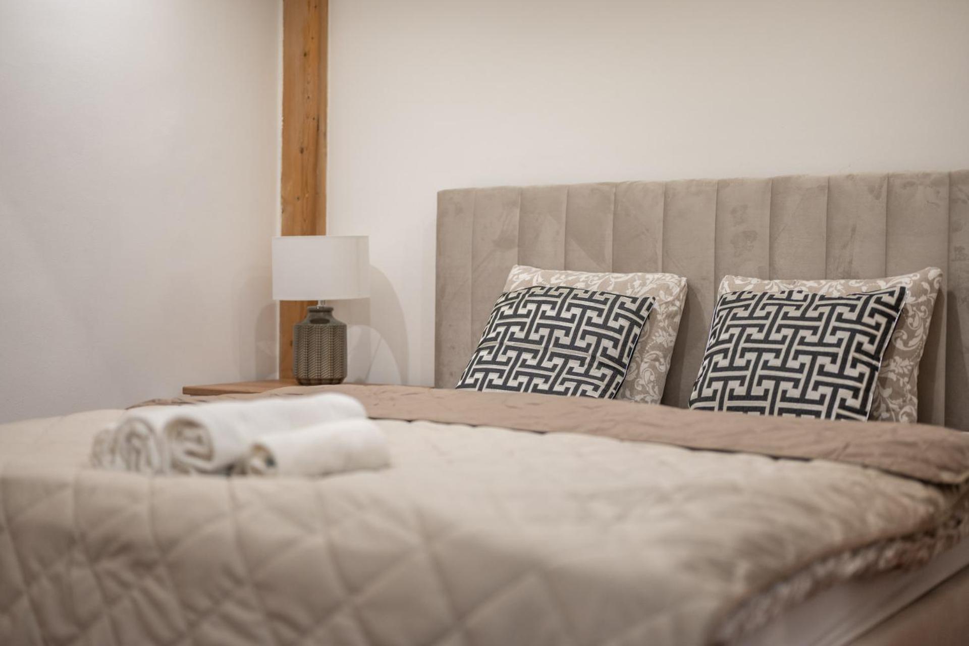 Deluxe And Cozy City Center Suite For 8Ppl Budapest Bagian luar foto