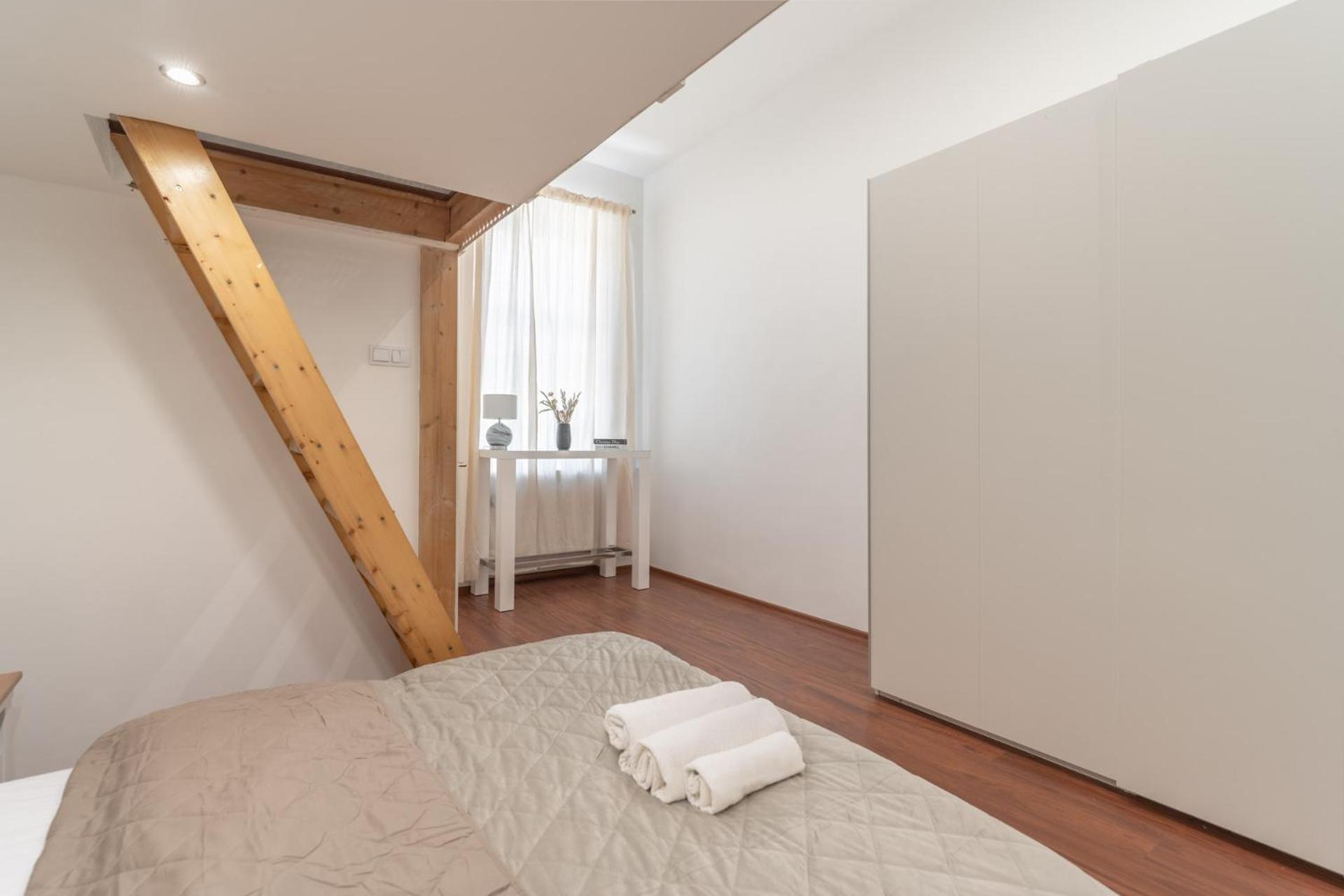 Deluxe And Cozy City Center Suite For 8Ppl Budapest Bagian luar foto