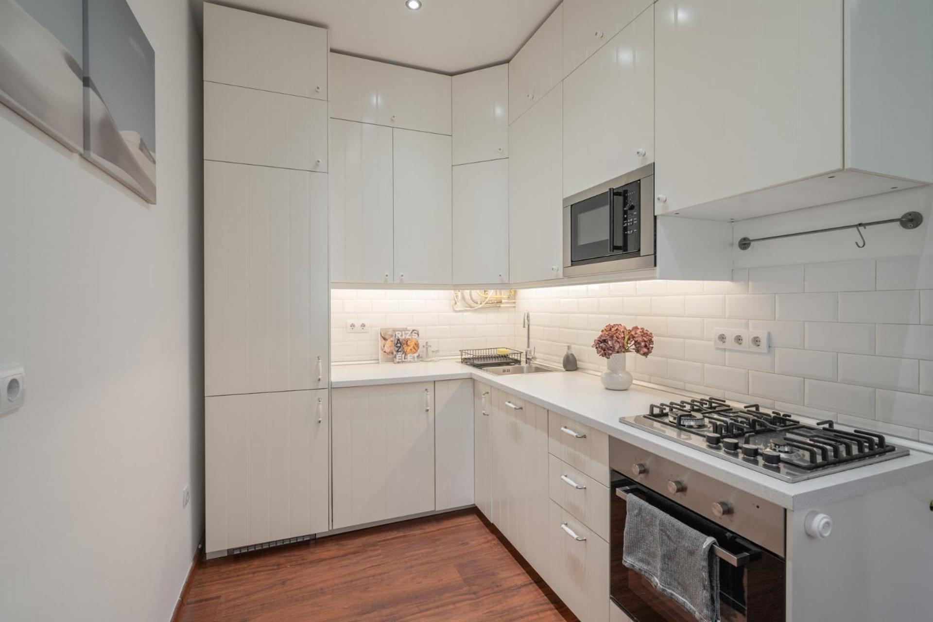 Deluxe And Cozy City Center Suite For 8Ppl Budapest Bagian luar foto
